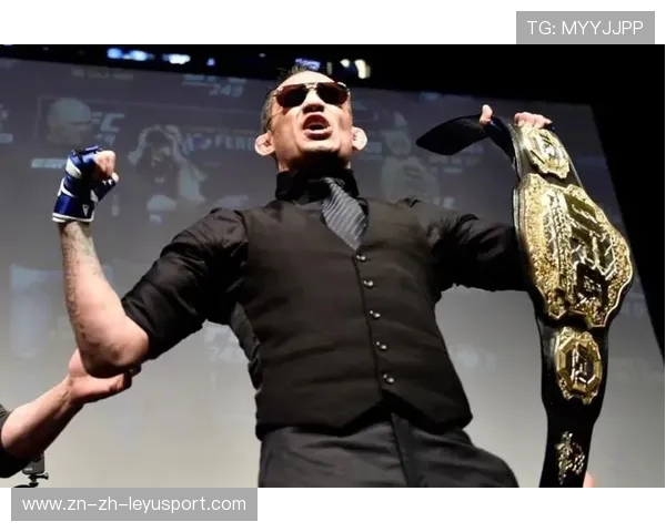 UFC双主赛均出现暴力KO,激情四溢的终极对决震撼全场